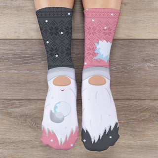 Gnome adult crew socks with snowballs