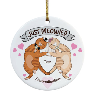 Just Meowied Cat Couple Round  Ceramic Ornament